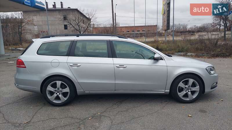 Универсал Volkswagen Passat 2014 в Чернигове фото 9 Универсал Volkswagen Passat 2014 в Чернигове
