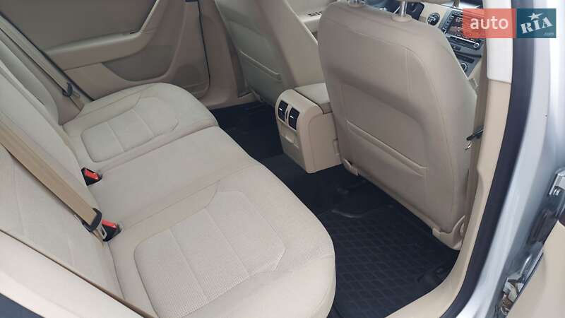 Универсал Volkswagen Passat 2014 в Чернигове фото 15 Универсал Volkswagen Passat 2014 в Чернигове