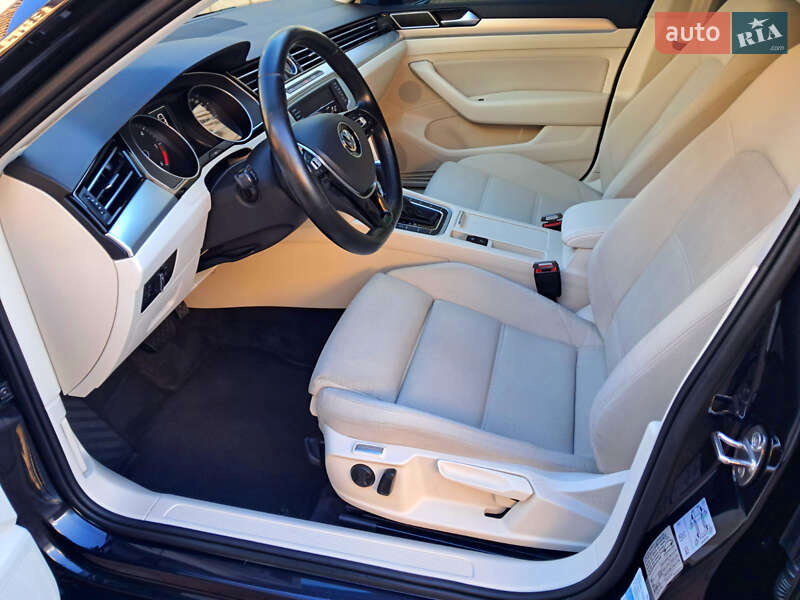 Седан Volkswagen Passat 2016 в Виннице фото 33 Седан Volkswagen Passat 2016 в Виннице