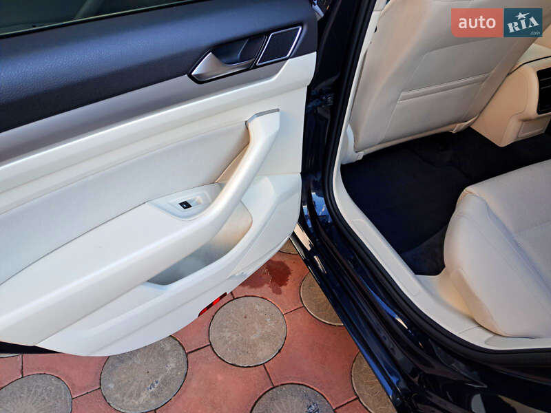 Седан Volkswagen Passat 2016 в Виннице фото 45 Седан Volkswagen Passat 2016 в Виннице