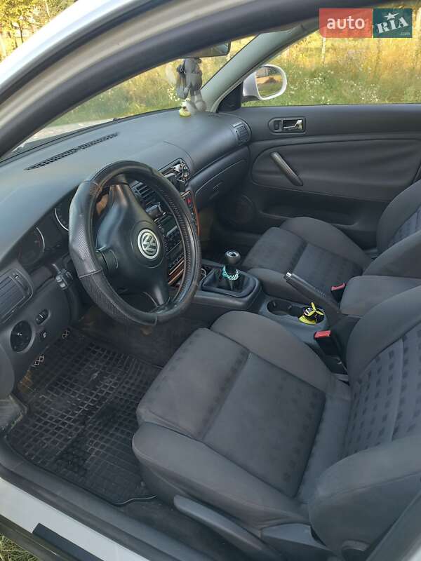 Універсал Volkswagen Passat 2004 в Рава-Руській фото 4 Універсал Volkswagen Passat 2004 в Рава-Руській