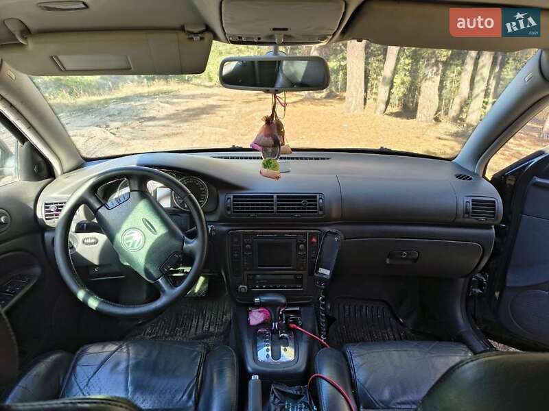 Универсал Volkswagen Passat 2003 в Смеле