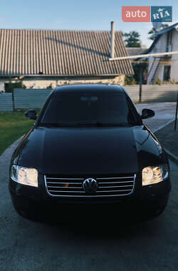 Седан Volkswagen Passat 2004 в Тернополе