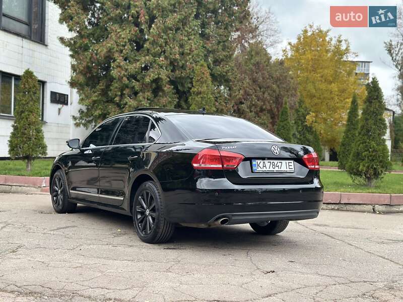 Седан Volkswagen Passat 2011 в Києві
