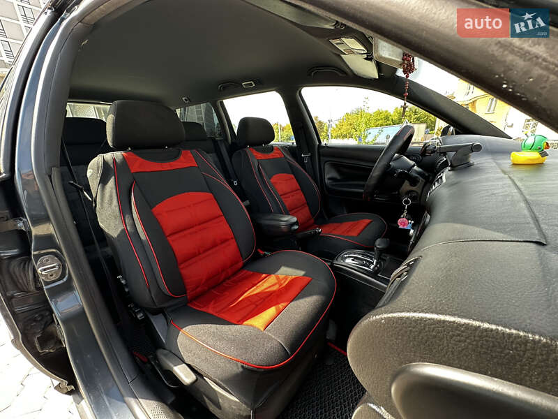 Универсал Volkswagen Passat 1999 в Львове