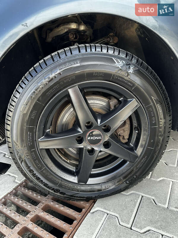 Универсал Volkswagen Passat 1999 в Львове