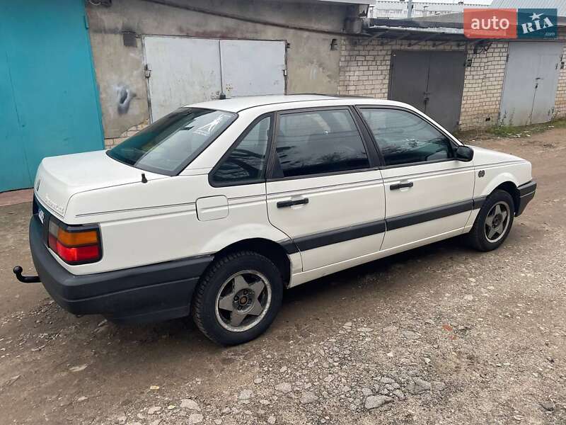 Седан Volkswagen Passat 1989 в Харькове фото 7 Седан Volkswagen Passat 1989 в Харькове