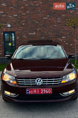 Седан Volkswagen Passat 2014 в Києві