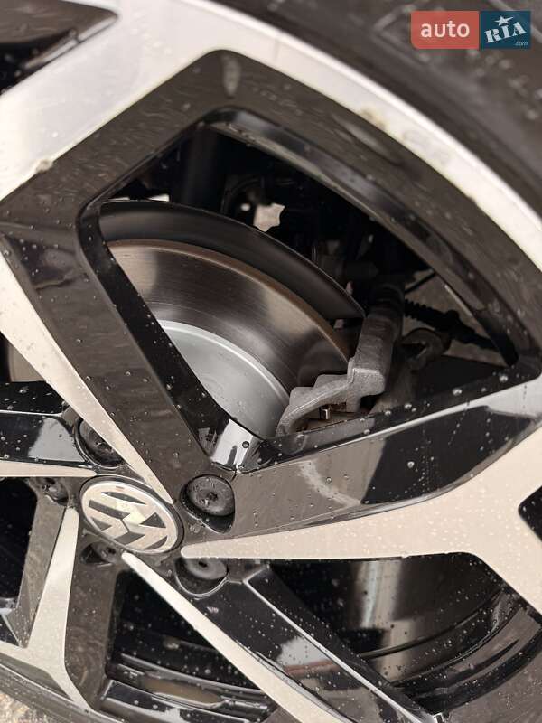 Седан Volkswagen Passat 2020 в Первомайске