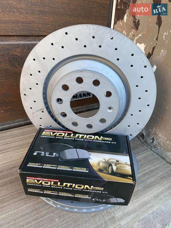 Универсал Volkswagen Passat 2008 в Киеве