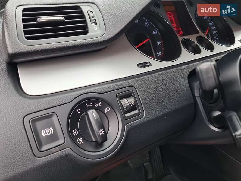 Универсал Volkswagen Passat 2008 в Виннице