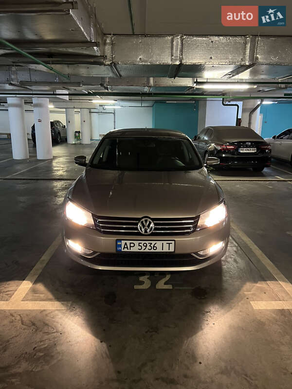 Седан Volkswagen Passat 2015 в Виннице фото 46 Седан Volkswagen Passat 2015 в Виннице