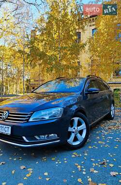 Універсал Volkswagen Passat 2013 в Києві