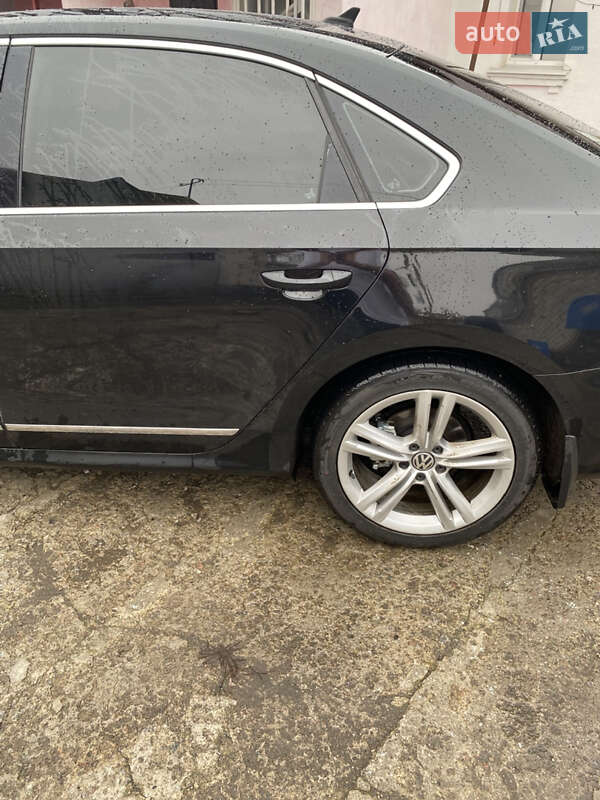 Седан Volkswagen Passat 2013 в Умани