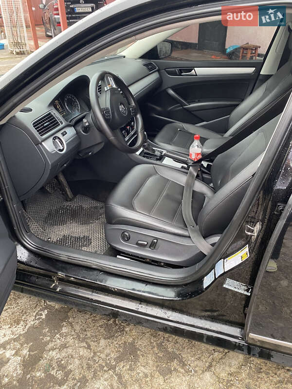 Седан Volkswagen Passat 2013 в Умані