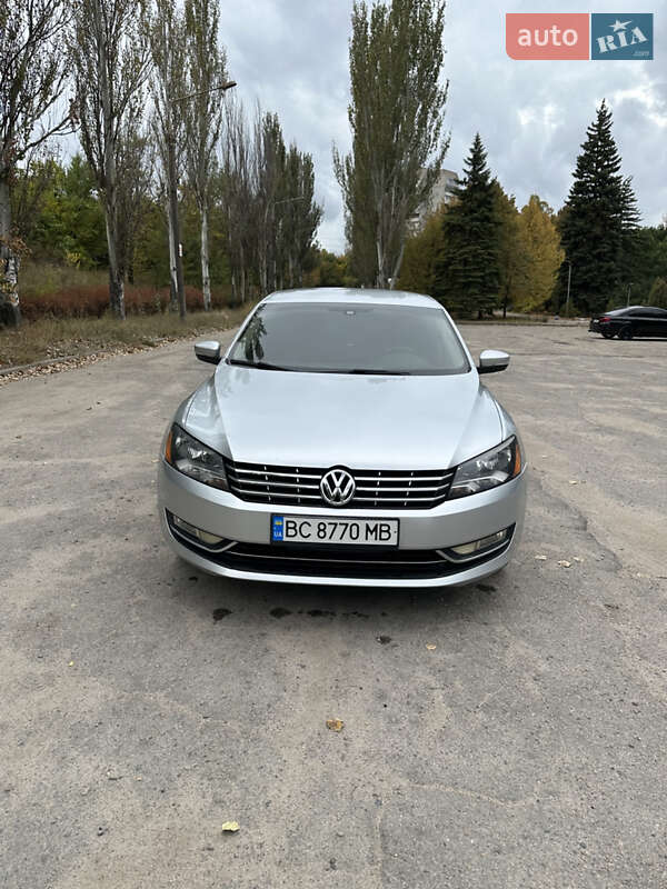 Седан Volkswagen Passat 2012 в Запорожье фото 2 Седан Volkswagen Passat 2012 в Запорожье