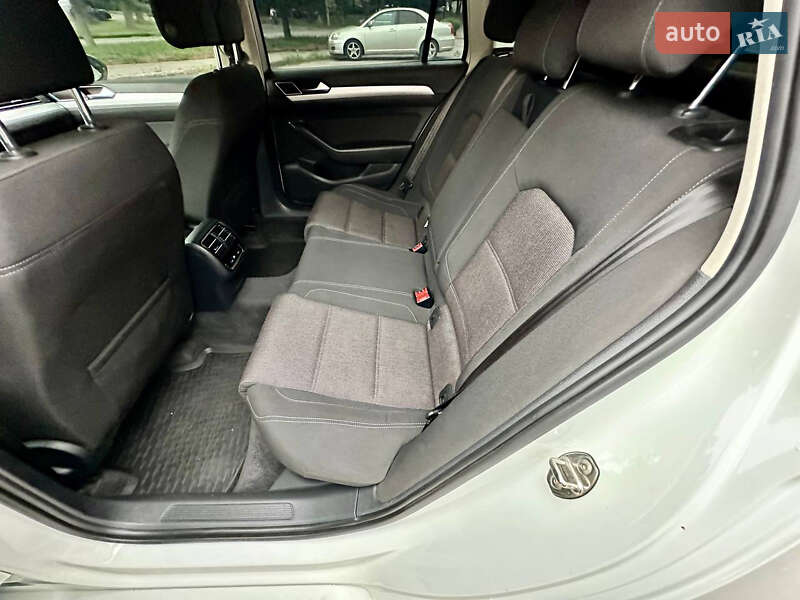 Універсал Volkswagen Passat 2014 в Вінниці фото 11 Універсал Volkswagen Passat 2014 в Вінниці