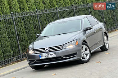Седан Volkswagen Passat 2013 в Одессе