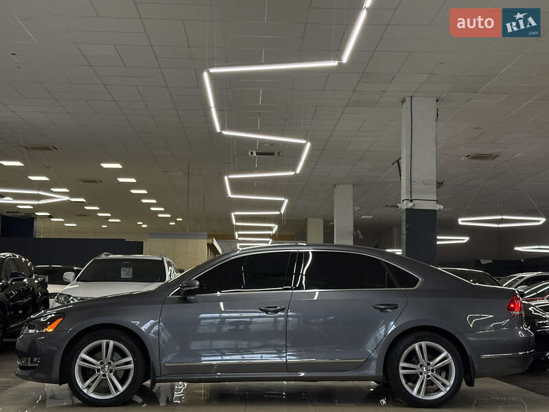 Седан Volkswagen Passat 2013 в Николаеве