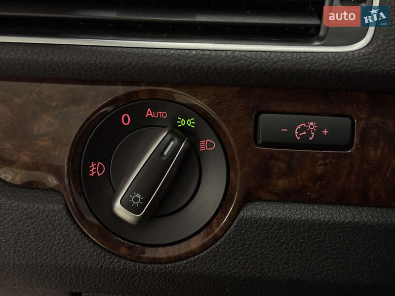 Седан Volkswagen Passat 2013 в Николаеве