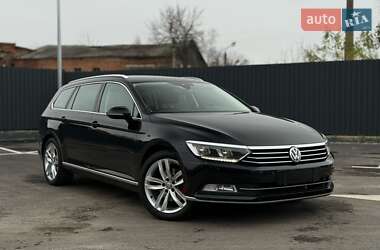 Універсал Volkswagen Passat 2016 в Житомирі