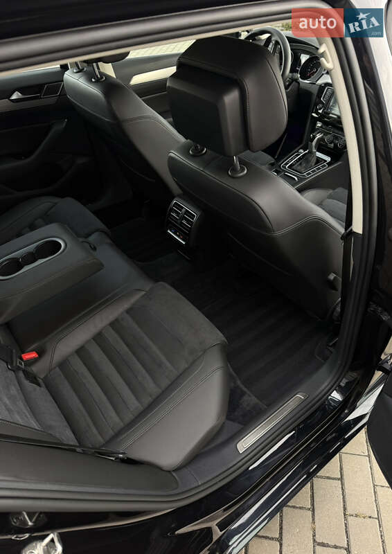 Универсал Volkswagen Passat 2016 в Житомире