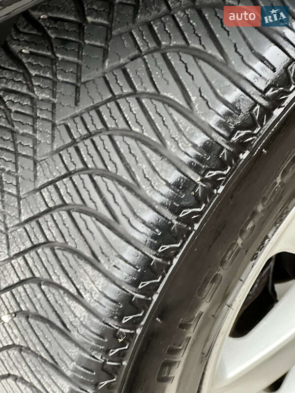 Седан Volkswagen Passat 2006 в Ивано-Франковске