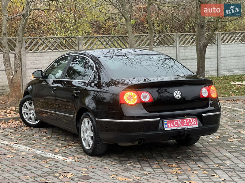 Седан Volkswagen Passat 2006 в Ивано-Франковске