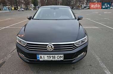 Седан Volkswagen Passat 2016 в Броварах