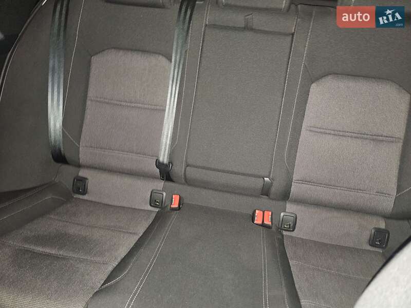 Седан Volkswagen Passat 2016 в Броварах фото 31 Седан Volkswagen Passat 2016 в Броварах