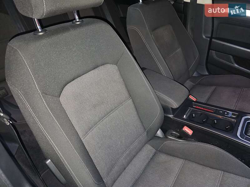 Седан Volkswagen Passat 2016 в Броварах фото 57 Седан Volkswagen Passat 2016 в Броварах