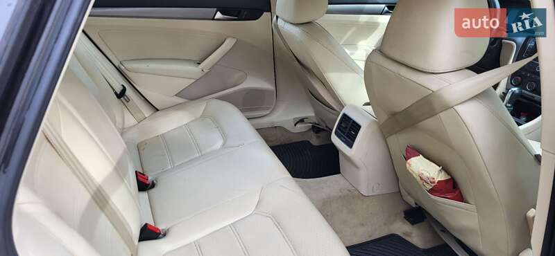Седан Volkswagen Passat 2013 в Кропивницком фото 3 Седан Volkswagen Passat 2013 в Кропивницком