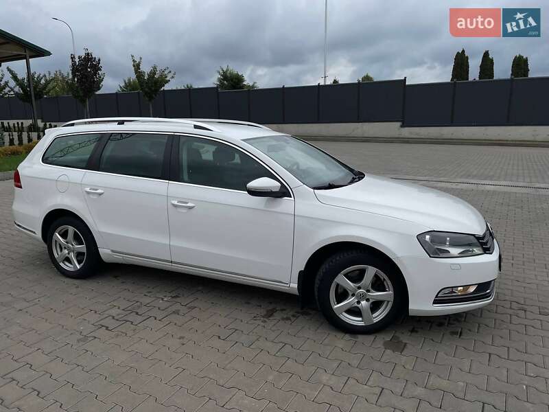 Универсал Volkswagen Passat 2011 в Луцке фото 3 Универсал Volkswagen Passat 2011 в Луцке