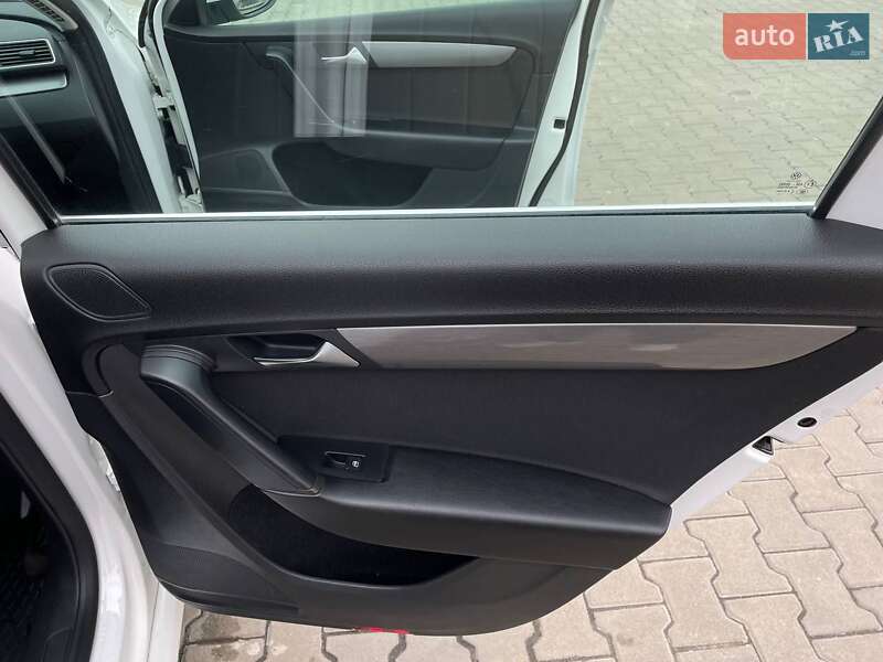 Универсал Volkswagen Passat 2011 в Луцке фото 48 Универсал Volkswagen Passat 2011 в Луцке