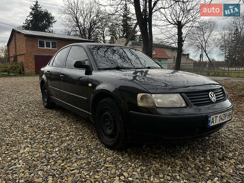 Седан Volkswagen Passat 1999 в Івано-Франківську