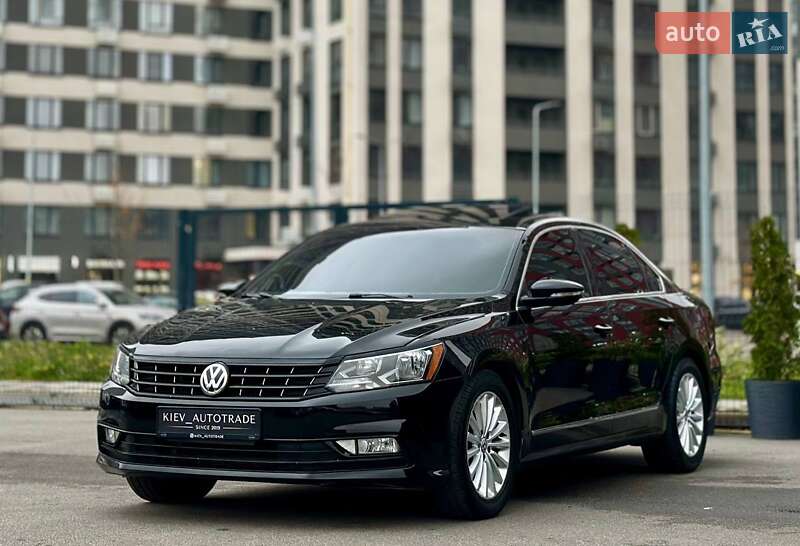 Седан Volkswagen Passat 2015 в Киеве