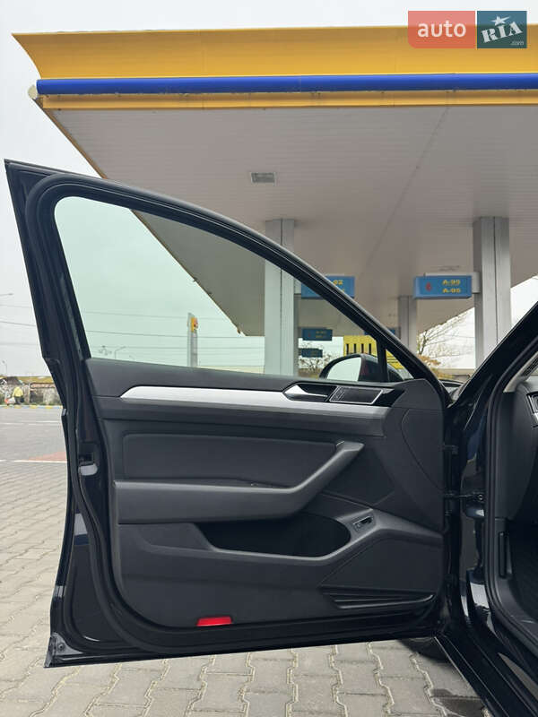 Универсал Volkswagen Passat 2015 в Одессе фото 12 Универсал Volkswagen Passat 2015 в Одессе