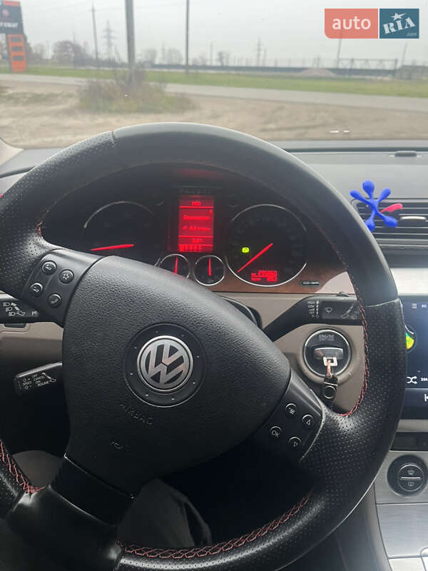 Універсал Volkswagen Passat 2007 в Березному