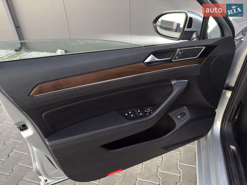 Седан Volkswagen Passat 2018 в Луцке фото 11 Седан Volkswagen Passat 2018 в Луцке