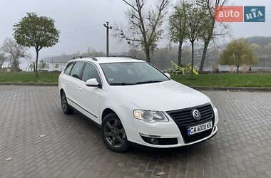 Универсал Volkswagen Passat 2006 в Умани