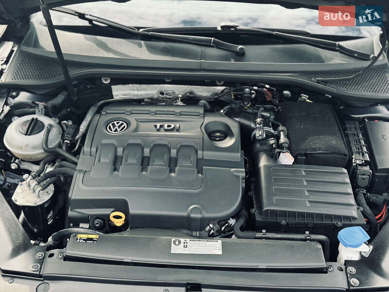 Универсал Volkswagen Passat 2016 в Звягеле фото 10 Универсал Volkswagen Passat 2016 в Звягеле