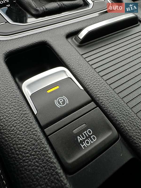 Универсал Volkswagen Passat 2021 в Белогородке