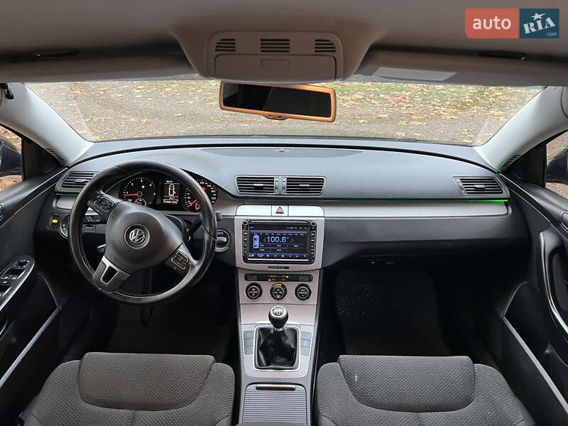 Универсал Volkswagen Passat 2010 в Стрые фото 11 Универсал Volkswagen Passat 2010 в Стрые