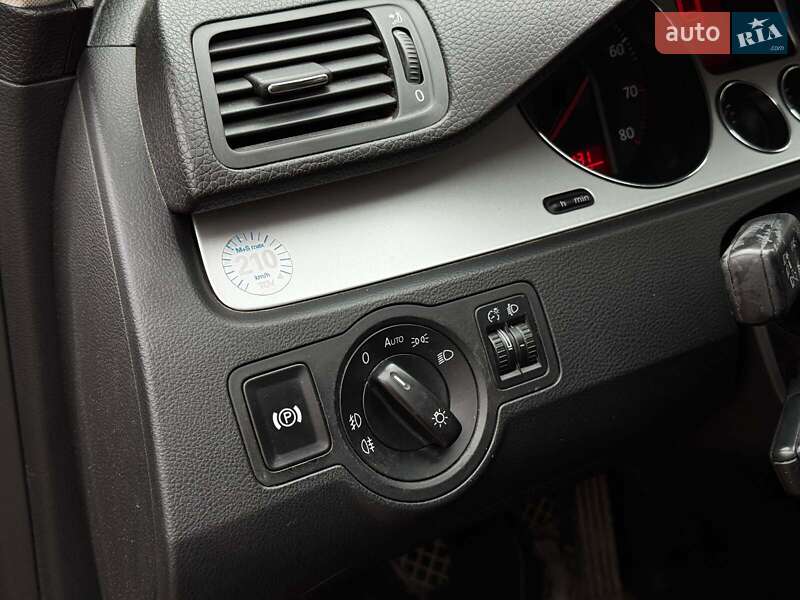 Универсал Volkswagen Passat 2007 в Киеве фото 14 Универсал Volkswagen Passat 2007 в Киеве