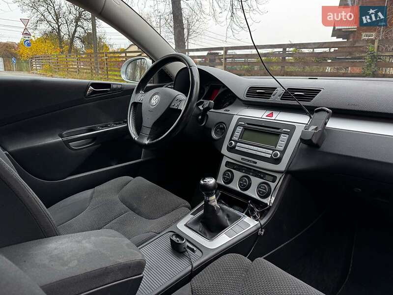 Универсал Volkswagen Passat 2007 в Киеве фото 25 Универсал Volkswagen Passat 2007 в Киеве
