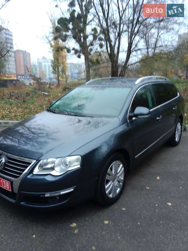 Универсал Volkswagen Passat 2010 в Золотоноше