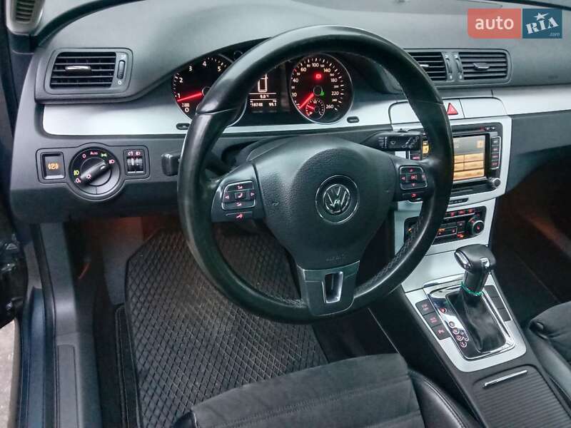 Универсал Volkswagen Passat 2010 в Золотоноше