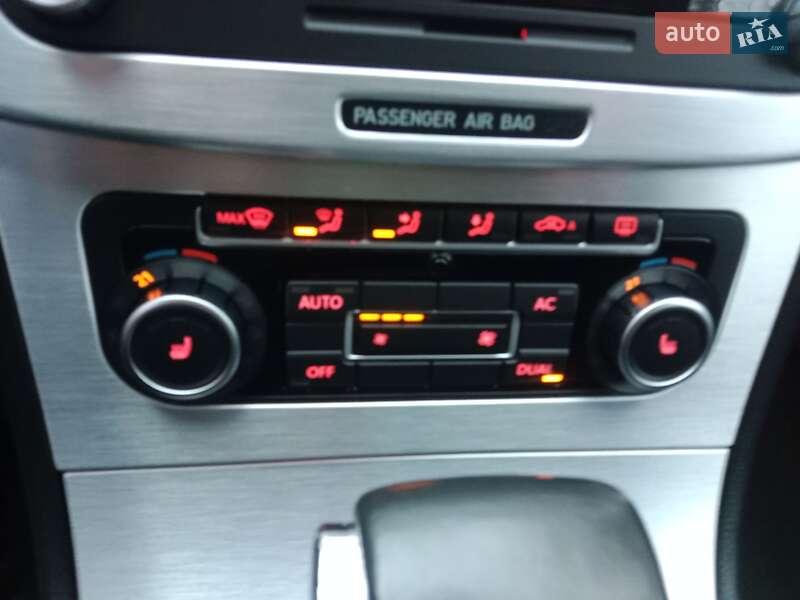 Универсал Volkswagen Passat 2010 в Золотоноше