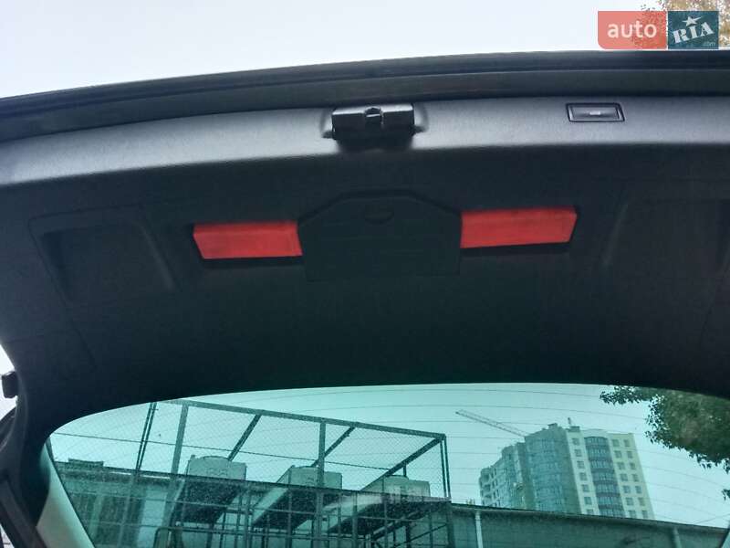 Универсал Volkswagen Passat 2010 в Золотоноше