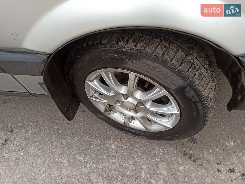 Седан Volkswagen Passat 1989 в Лубнах фото 7 Седан Volkswagen Passat 1989 в Лубнах